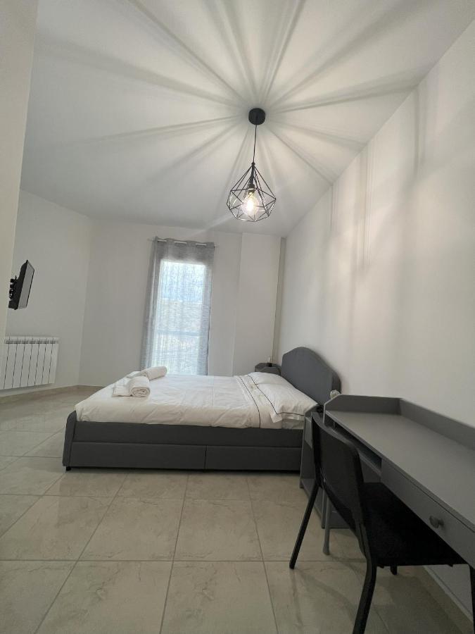 Casa Vacanze Le Tre Scimmiette Paterno  Εξωτερικό φωτογραφία